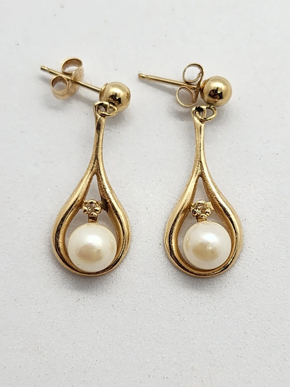 Vintage ATL 14K Yellow Gold Cultured Pearl Diamond Teardrop Pendant & Earrings